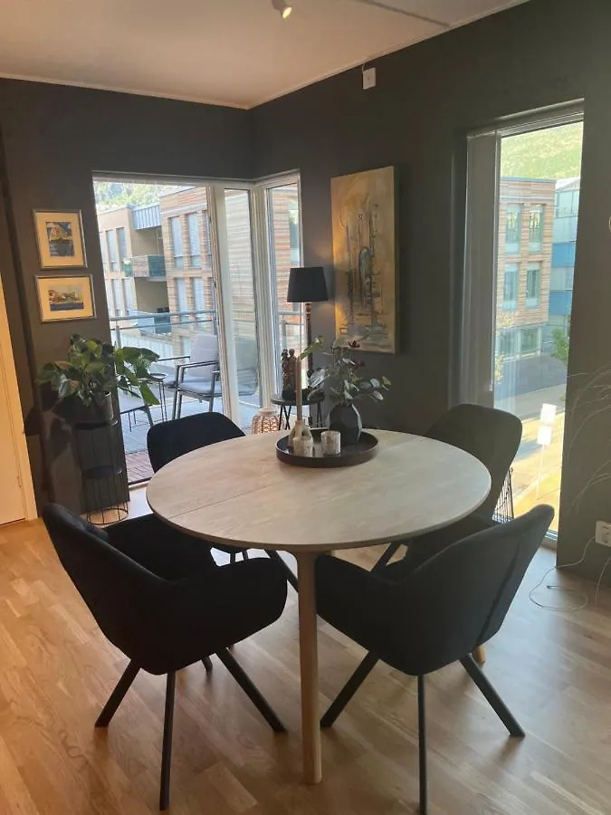 Modern Apartment - Amazing Terrace And Fjord View, Close To City Center 卑爾根 挪威